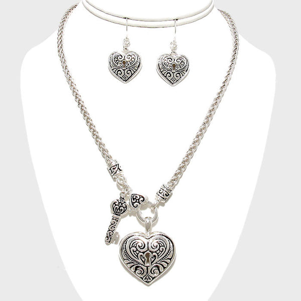 Filigree Heart Key Necklace Set
