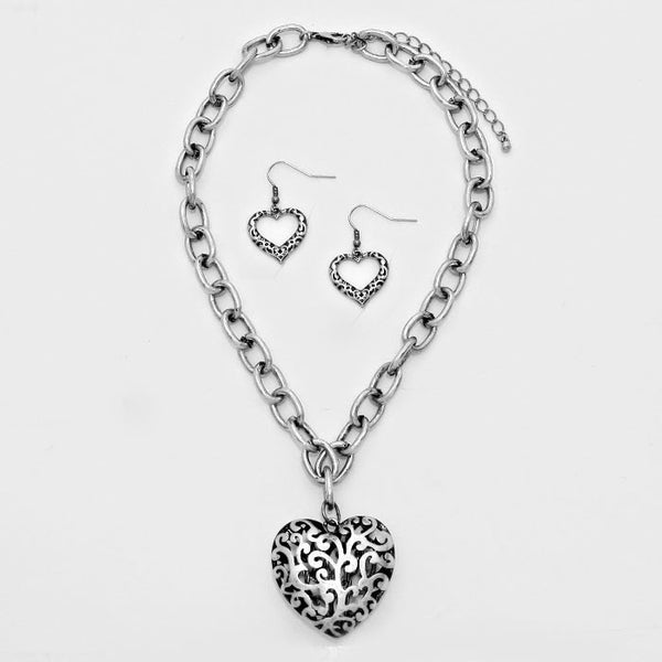 Filigree Heart Necklace Set